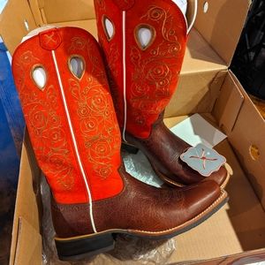 TWISTED X TALL WESTERN BOOTS NIB